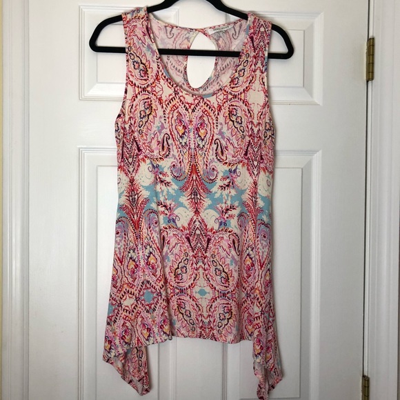 Rose & Olive Tops - Paisley shark bite tunic size Medium
